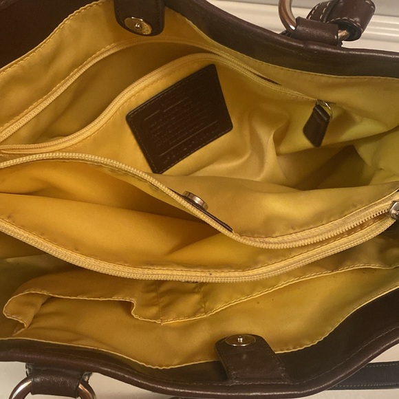 Coach purse - Picture 2 of 6